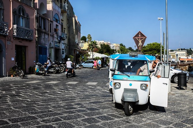 From Naples: Procida Island Day Trip with Lunch - Lunch included: what a 3-course meal is worth here