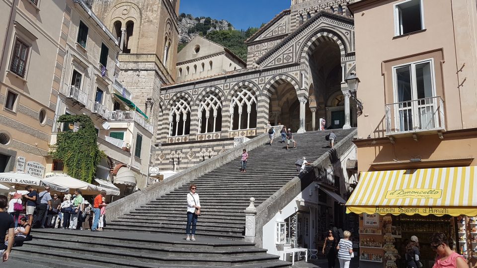 From Naples: Sorrento, Positano, Amalfi and Ravello Tour - The Positano window: cliffside views plus your own pace