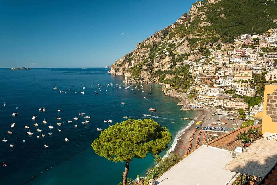 From Naples-Tour with small groups to the Amalfi Coast - The ride to Sorrento: comfort first, views second