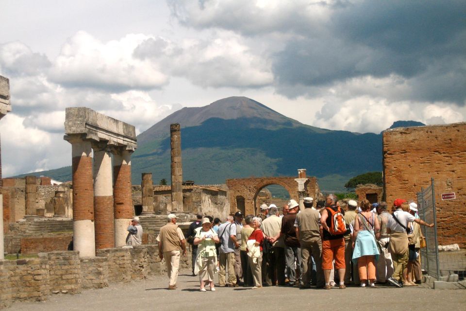 From Naples: Transfer to Positano with Pompeii Guided Tour - Key Points You’ll Care About