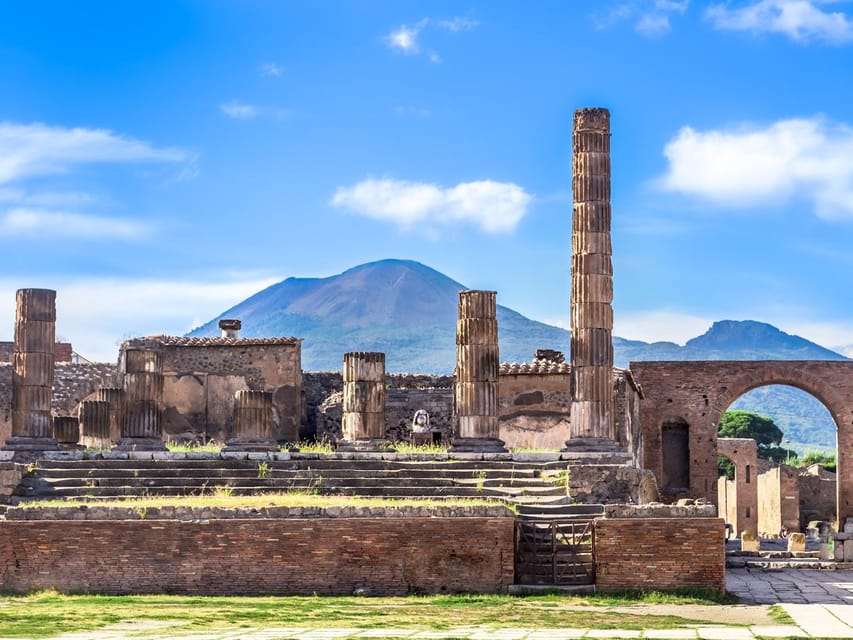 From Naples_ Pompeii Tour_Skip the line ticket + audioguide - Key things that make this tour work