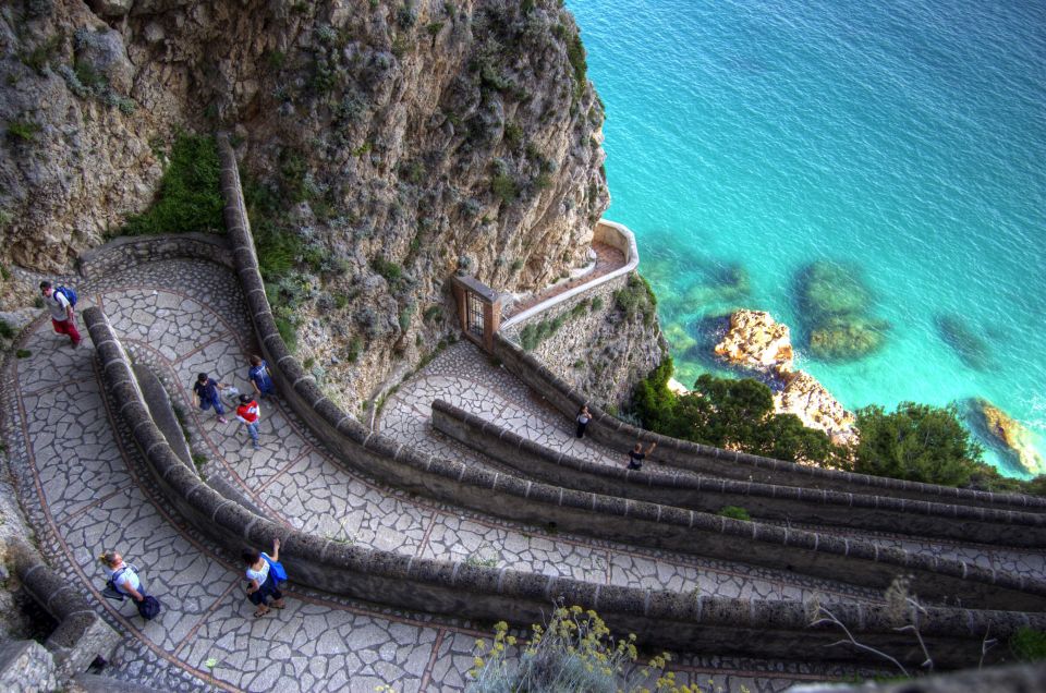 From Pompei: Capri shared tour - The panoramic ferry (55 minutes): views, comfort, and sea reality