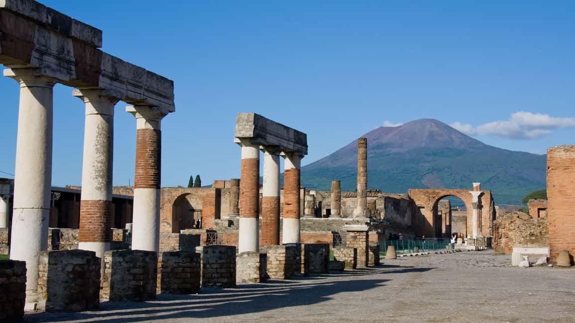 From Sorrento: Pompeii with an Archaeological Guide & Ticket - The 2-Hour Archaeologist-Led Walk Inside Pompeii