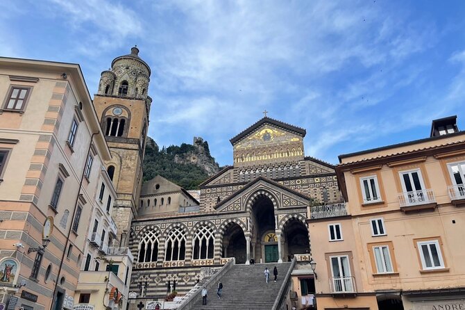 Full Day Private Tour of the Amalfi Coast from Naples - Your comfort package on winding roads (and why it’s worth it)