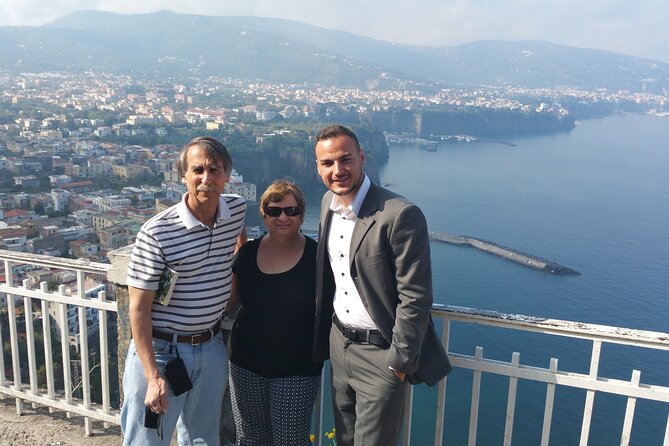 Full Day Private Tour on the Amalfi Coast - How the air-conditioned van and WiFi change the day