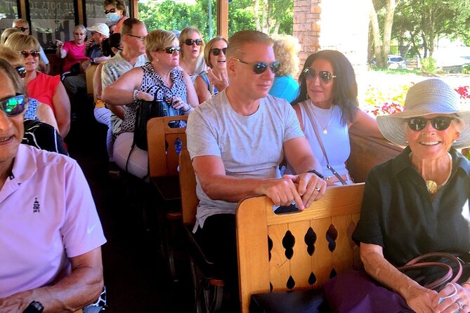 Guided Tour of Naples on a Vintage Trolley (Hop on - Hop off) - Stop 1: The Village Shops on Venetian Bay