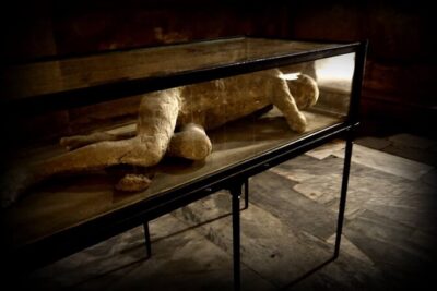 Guided tour of Pompeii - Meet Linda and the two-hour mindset