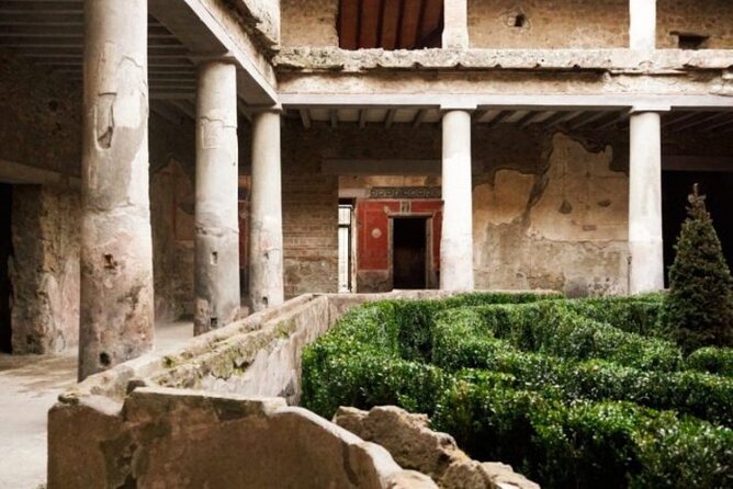 Guided tour of Pompeii with a local guide - Price and Admission: Figuring Out the Real Total Value