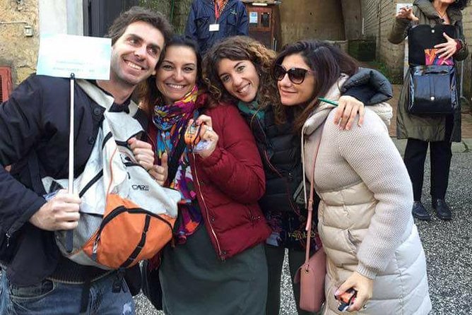 Guided tour of the Sanità District with an art expert - Santa Maria Maddalena ai Cristallini: street art with an inclusion theme