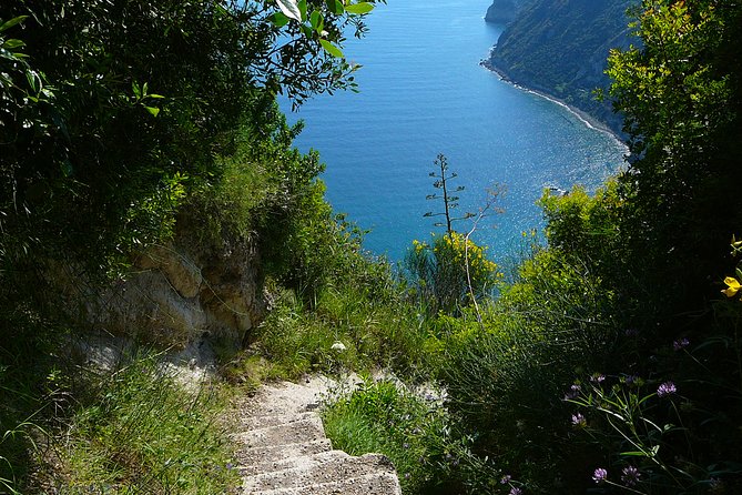 Half-day east coast hike in Ischia island with pick-up - Stop-by-stop: Barano to Campagnano on a volcanic walking line