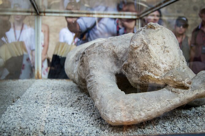 Herculaneum, Vesuvius and Pompeii Full Day Tour from Naples - Herculaneum ruins: self-guided, compact, and easier to read