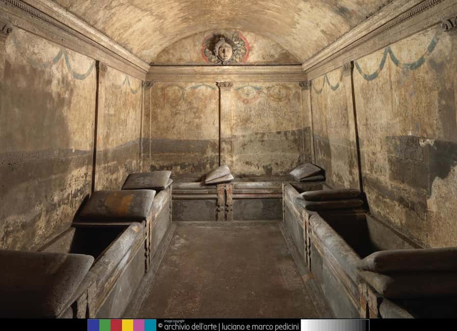 Hypogeum of the Crystallines Standard Visit - Neapolis street walk: a rare kind of archaeological viewing