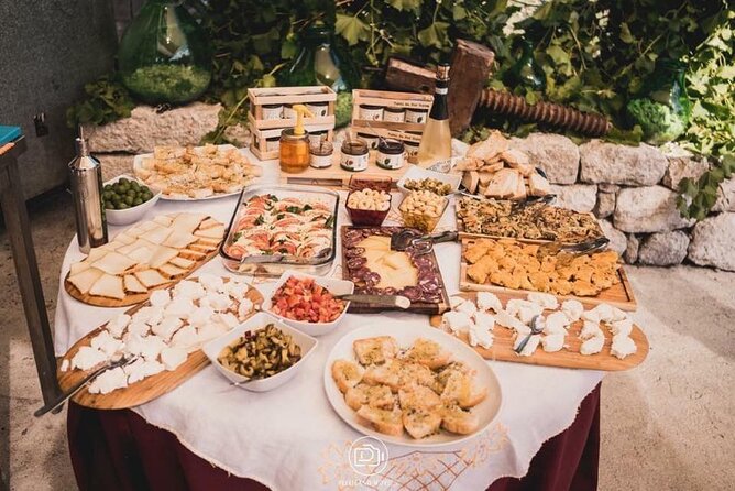 Irpinia Tour of the Vineyards, Cooking Class and Wine-Tasting - Lunch Pairings in the Irpinia Countryside: What You’ll Eat and Taste