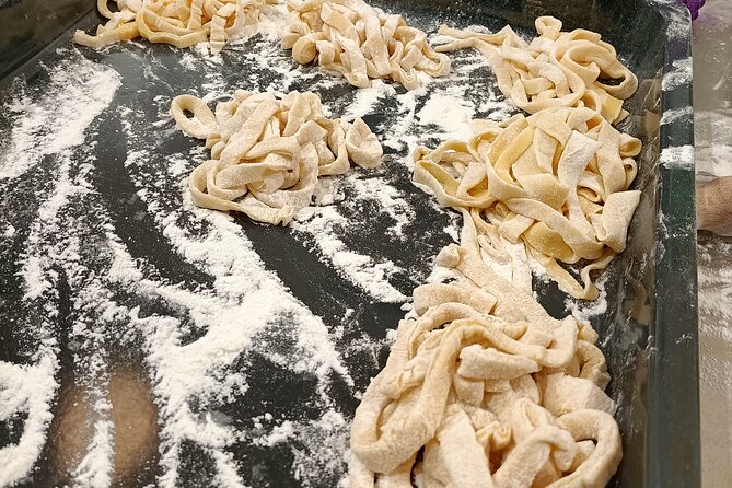 Lezione di Cucina : Pasta Fresca - Tagliatelle with butter, sage, and Parmigiano