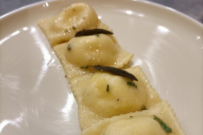 Lezione di Cucina : Pasta Fresca - Price and value: is $120.41 fair for a 3-hour lesson?