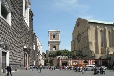 Naples - 4 hours in the streets of the city - Castel dell’Ovo and the Seafront: A Breather That Still Feels Like Naples