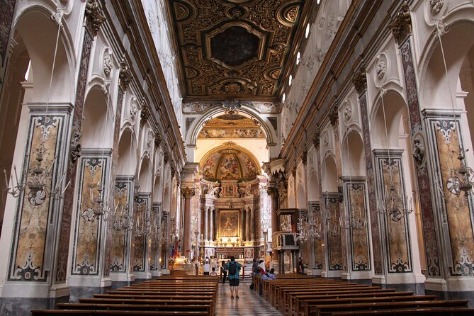 Naples: Amalfi Coast Small Group Tour up to 8 seats - Getting Started: Piazza Garibaldi and a 7:30am Launch