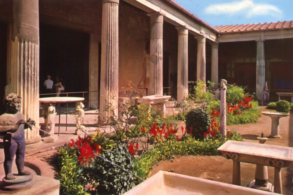 Naples and Pompeii: Half-Day Tour - Pompeii’s Big Names: Forum, Thermal Baths, Vetti’s House, Lupanare