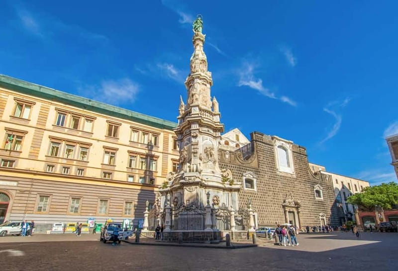 Naples behind the scene walking guided tour - Key things to love about the Naples legends walk