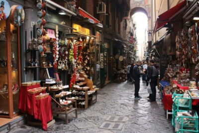 Naples behind the scene walking guided tour - Piazza Bellini to Via dei Tribunali: street-level magic in motion