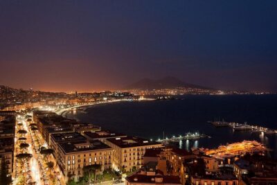 Naples by Night Tour Including Pizza Dinner - Pickup, coach ride, and the comfort-versus-narration tradeoff