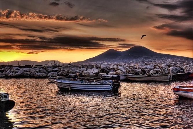 Naples by Night Tour Including Pizza Dinner - Who this tour suits best (and who should think twice)