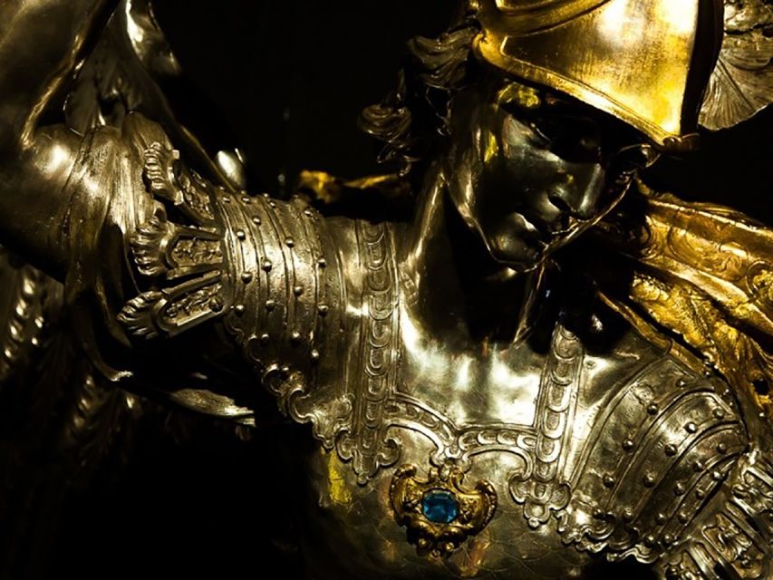 Naples: Chapel & Museum of San Gennaro Guided Tour - Royal Chapel of the Treasure of San Gennaro: Baroque art you can actually follow