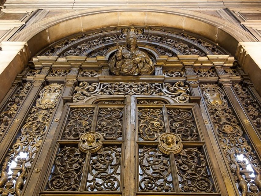 Naples: Chapel & Museum of San Gennaro Guided Tour - Who should book this guided chapel + museum tour