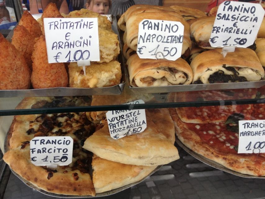 Naples: City and Street Food Market - Piazza Carità: a sensible ending point
