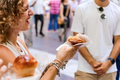 Naples: Culture & Street Food with a Local Guide - Where you meet: finding the Duomo and getting oriented fast