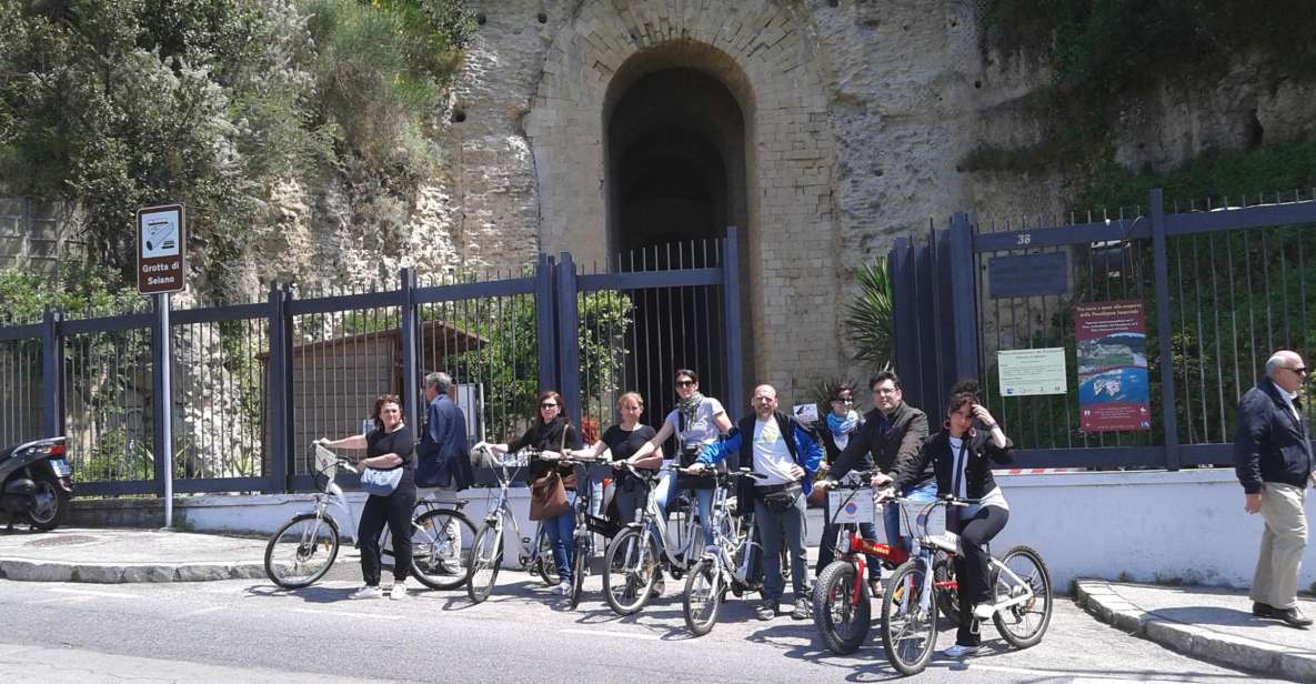Naples: Electric Bike Tour of Pausilypon Archaeological Park - Spaccanapoli and the main squares: getting oriented fast