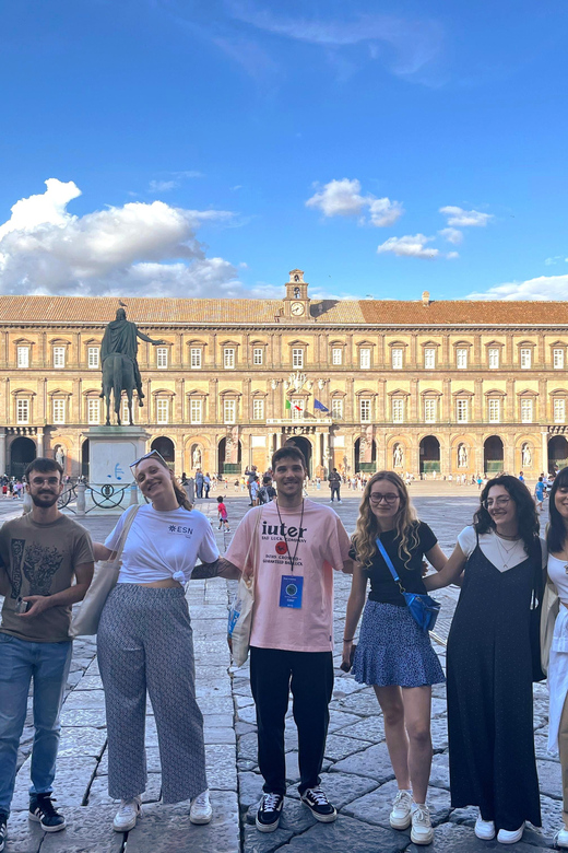Naples: Family Mythology Treasure Hunt w/ Food Stop - Piazza Municipio and Galleria Umberto I: architecture that helps you reset