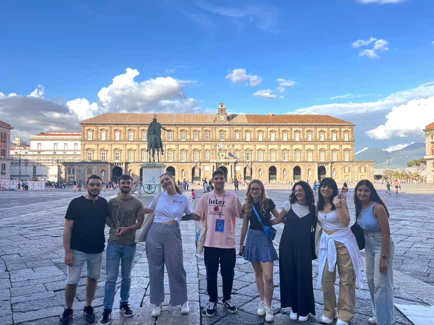 Naples: Family Mythology Treasure Hunt w/ Food Stop - How the Parthenope lyre hunt turns the city into a puzzle