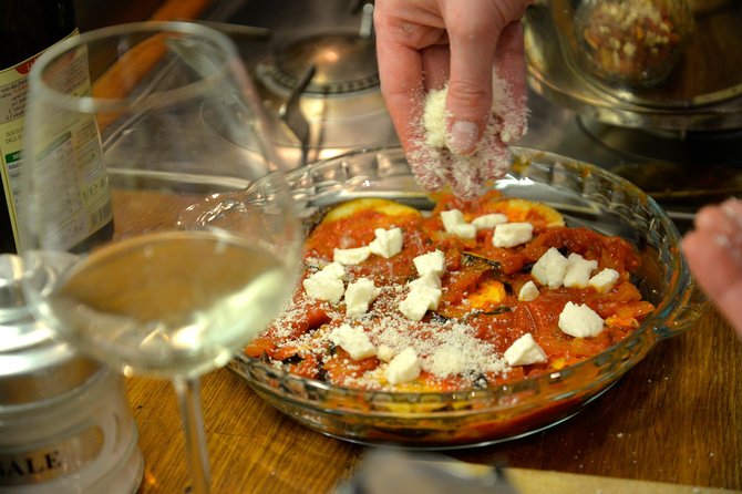Naples Hands-on Cooking Class: Gnocchi, Ravioli, Tiramisu & Wine - Making Gnocchi and Ravioli: The Part Where You Actually Learn