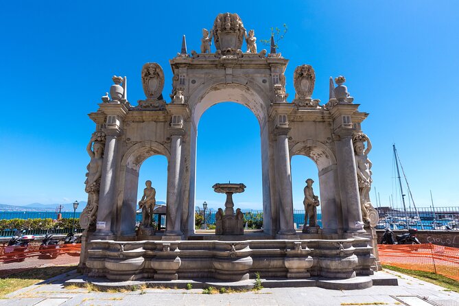 Naples Historical Private Tour - Via Alessandro Manzoni: second photo stop, more perspective