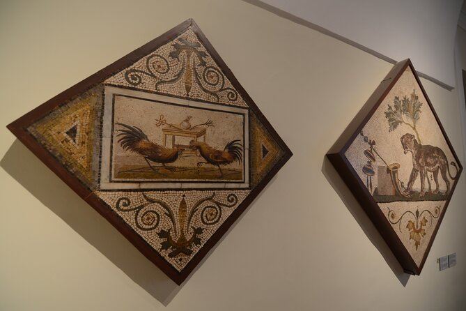 NAPLES: MANN, National Archeological Museum of Naples - The meeting point and why starting on time matters