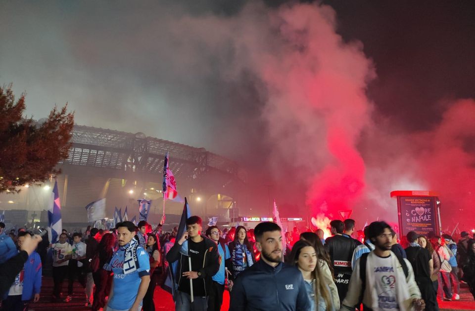 Naples: Maradona Stadium Guided Exterior Walking Tour - Guide style matters: Davide, Yuri, and that fan-to-fan tone