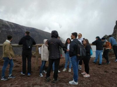 Naples: Naples, Pompeii, and Vesuvius Full-Day Tour - Pompeii without the waiting: walking the Roman city as a daily-life puzzle