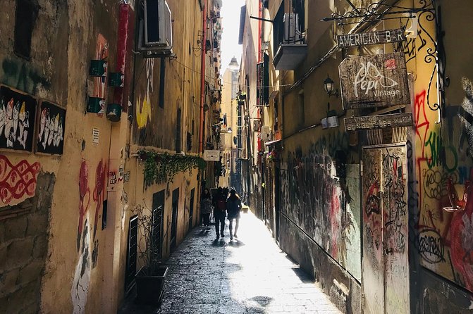 Naples Old Town 2.5h Private Walking Tour - Via Dei Tribunali and the Decumano: walking the main historic spine