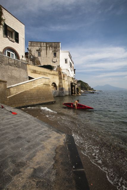 Naples: Panoramic Private Tour by Vintage Fiat 500 or 600 - Piazza Trieste e Trento and Plebiscito squares: the grand-to-local rhythm