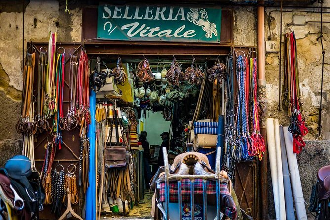 Naples Photo and Street-Food Walking Tour - The private photo assistant: what the lesson feels like in motion