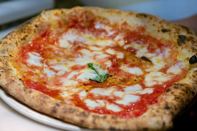 Naples: Pizza and Beyond Food Tour by Do Eat Better - Piazza San Gaetano Frittatina di Pasta: When Naples Uses Pasta Like Pastry