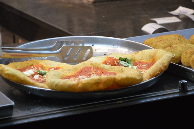 Naples: Pizza and Beyond Food Tour by Do Eat Better - Piazzetta Nilo Pizza Fritta: The Handheld Fried Pizza That Changes the Mood