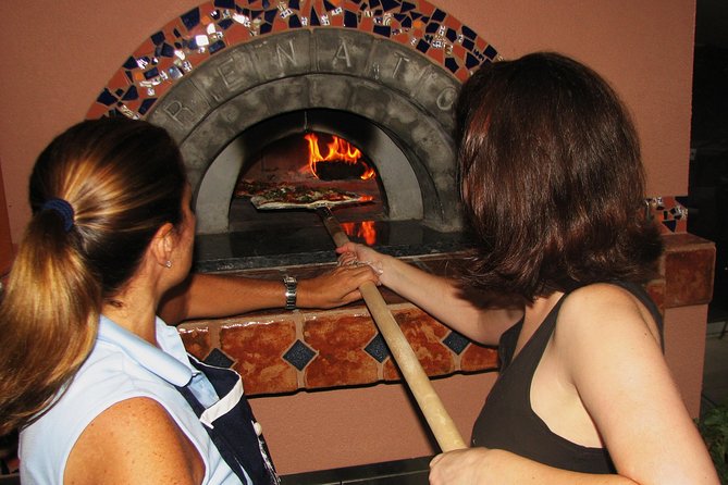 Naples Pizza Cooking Class - Meeting at Naplesbay Cooking Lab and getting oriented fast