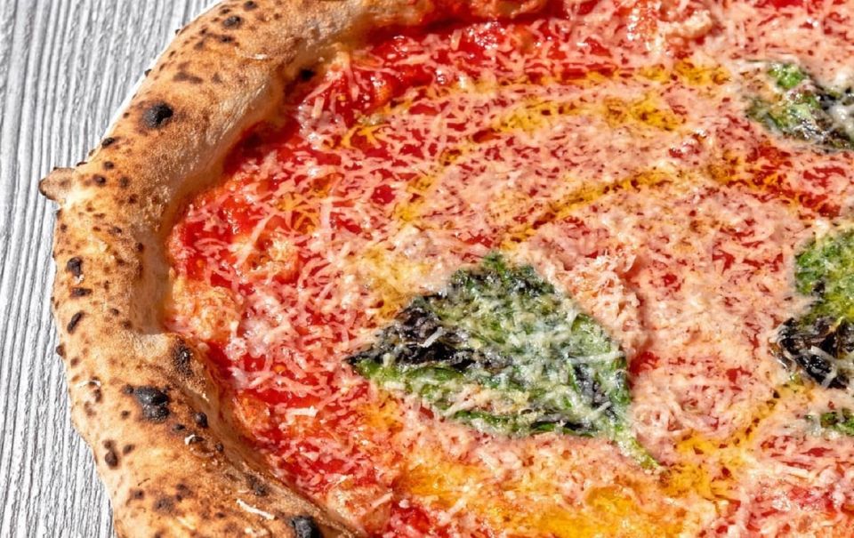 Naples: Pizza tasting gourmet experience - Fried Neapolitan bites: crocchè, baccalà, and arancini