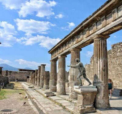 Naples: Pompeii and Vesuvius Skip-the-Line Day Trip - Skip-the-Line Tickets: The Real Time Saver in Pompeii