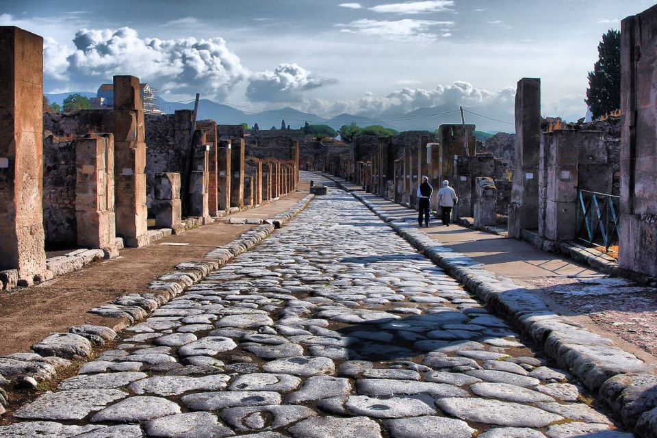 Naples: Pompeii, Herculaneum and Mt. Vesuvius Private Tour - Mount Vesuvius: The Hike, the Views, and the Reality Check
