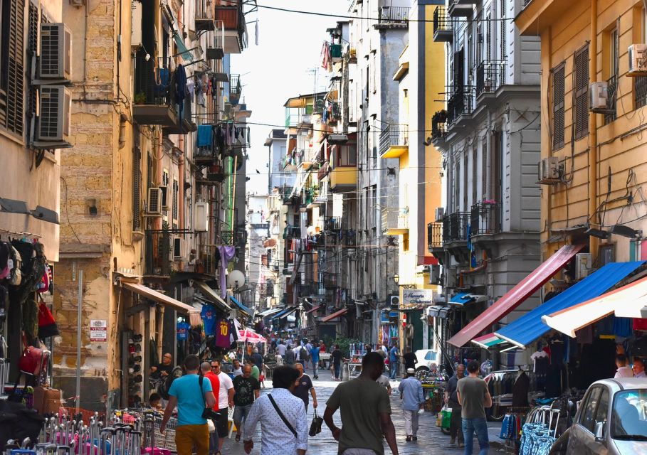 Naples Private 4-Hour Walking Tour - Teatro di San Carlo and Naples Cathedral: big landmarks you pass with purpose