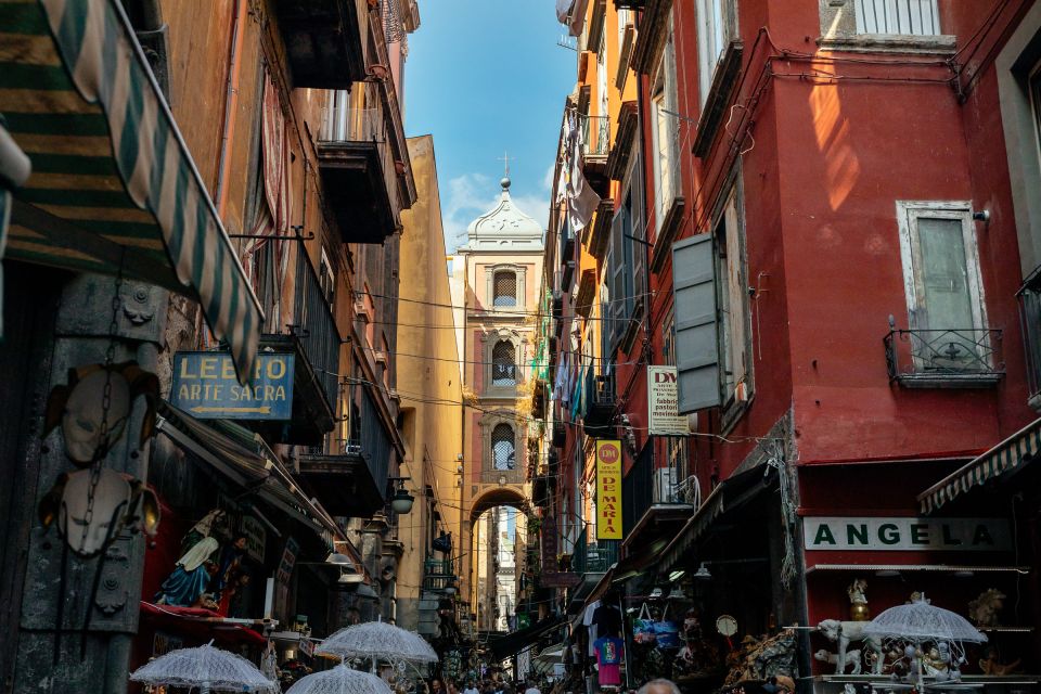 Naples: Private Tour with Locals – Highlights & Hidden Gems - The included local drink/tasting: a small break with big context