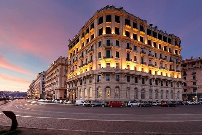 Naples: Romantic Gourmet Dinner on the Rooftop Terrace - Should you book this rooftop dinner in Naples?